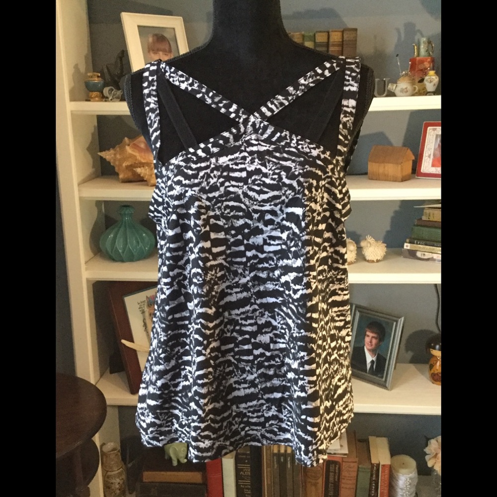 Fabletics  tank.
